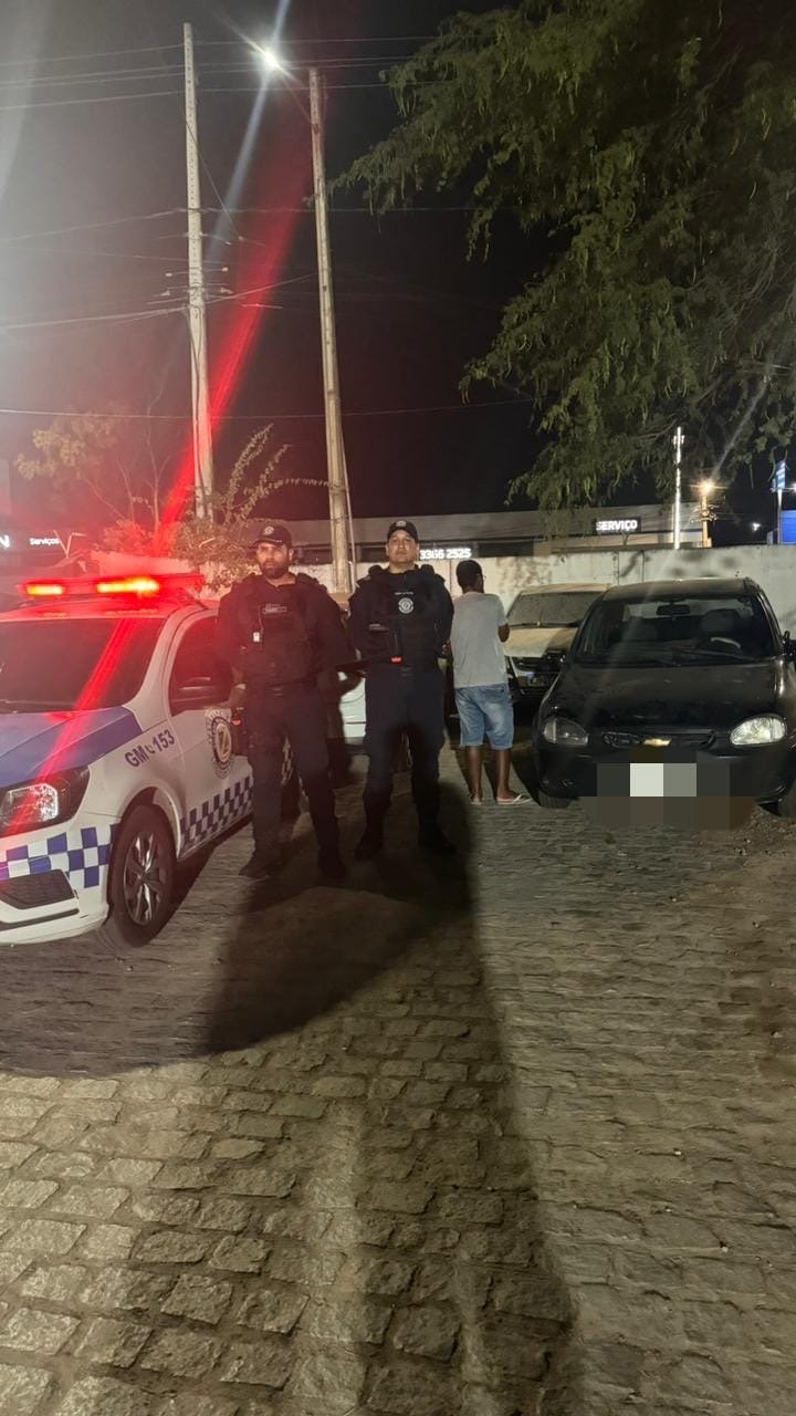 Guarda Municipal recupera veículo roubado em Caruaru