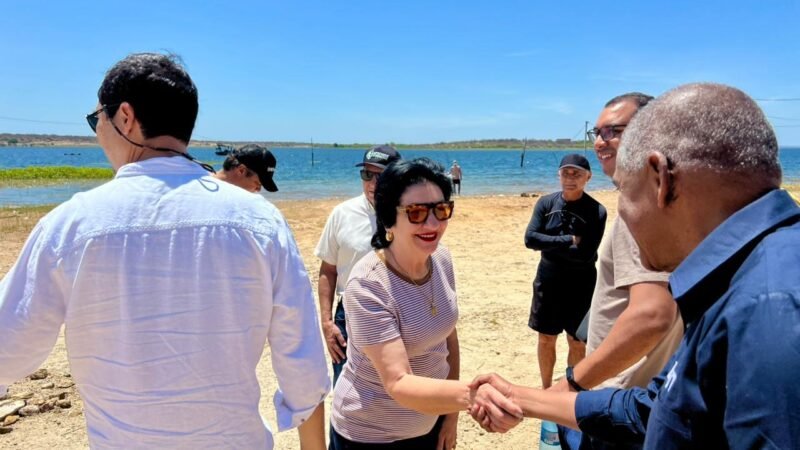 Prefeita Rorró Maniçoba acompanha visita técnica do DNIT para estudo de construção do Porto Fluvial de Floresta