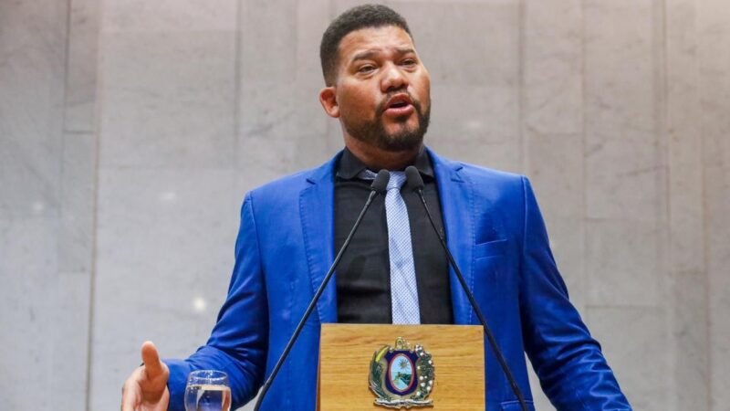 Deputado Abimael Santos convoca motociclistas para audiência pública sobre isenção de IPVA na Alepe