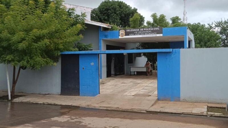 CREF12/PE fecha academia com apoio da Polícia Militar: local funcionava sob supervisão de um leigo da CBMF