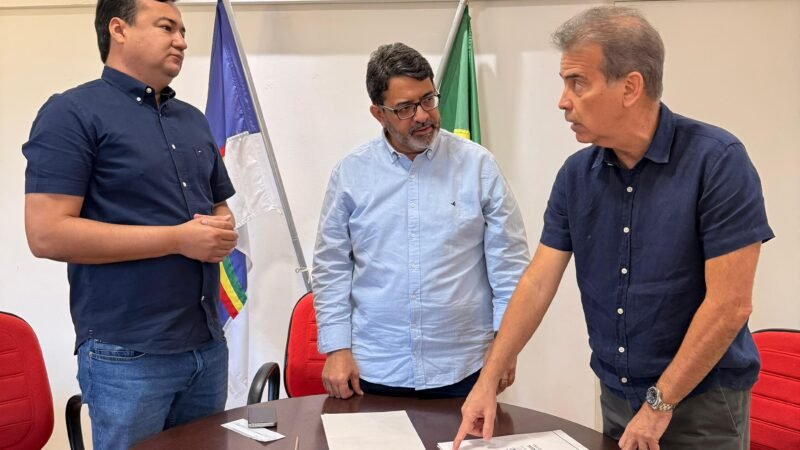 Feitosa se reúne com secretário de agricultura e diretor do IPA
