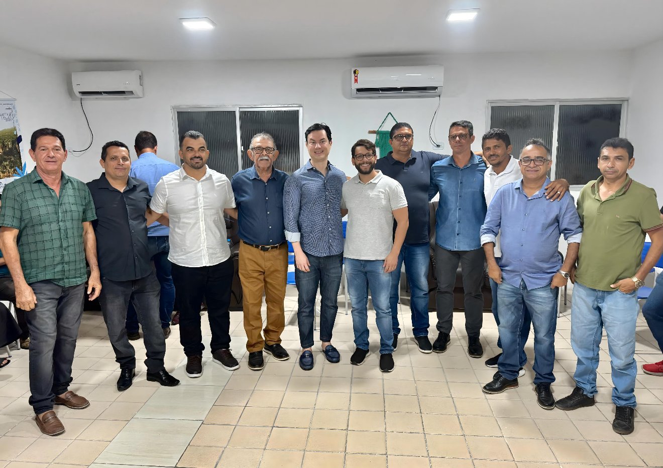 Clodoaldo Magalhães cresce em silêncio e se torna uma das maiores forças políticas de Pernambuco