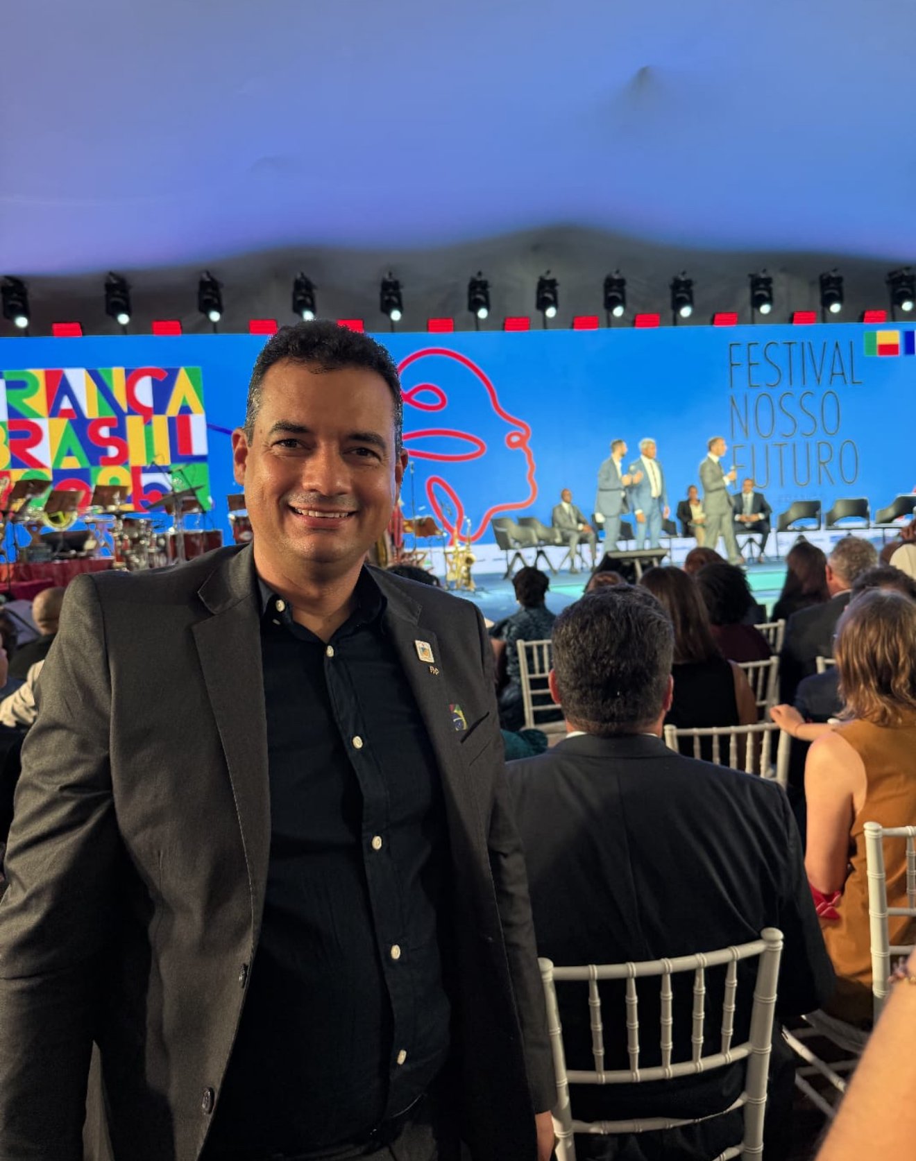 Prefeito de Juazeiro participa do Festival Nosso Futuro Brasil-França: Diálogos com a África, em Salvador