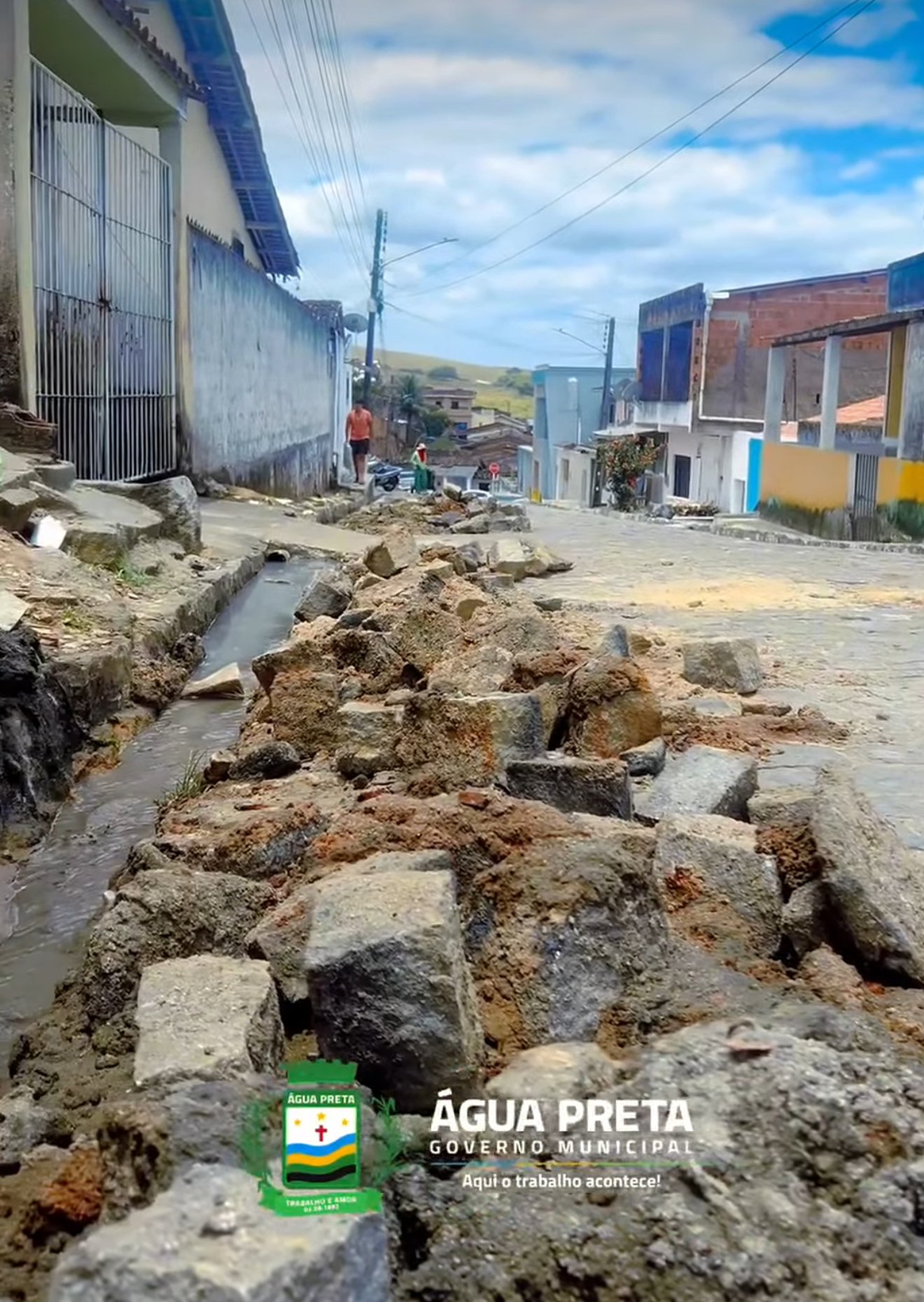 Em Água Preta, bairros recebem saneamento básico com celeridade