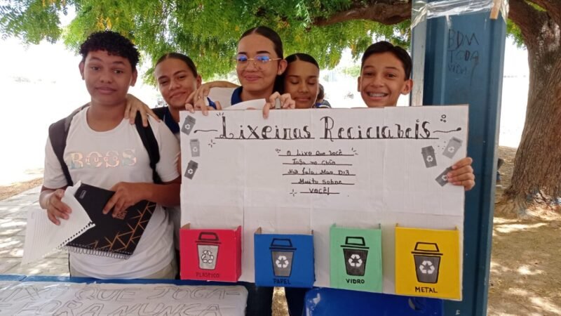 Estudantes da rede municipal de ensino participam da 1ª Mostra de Ciências do Caic