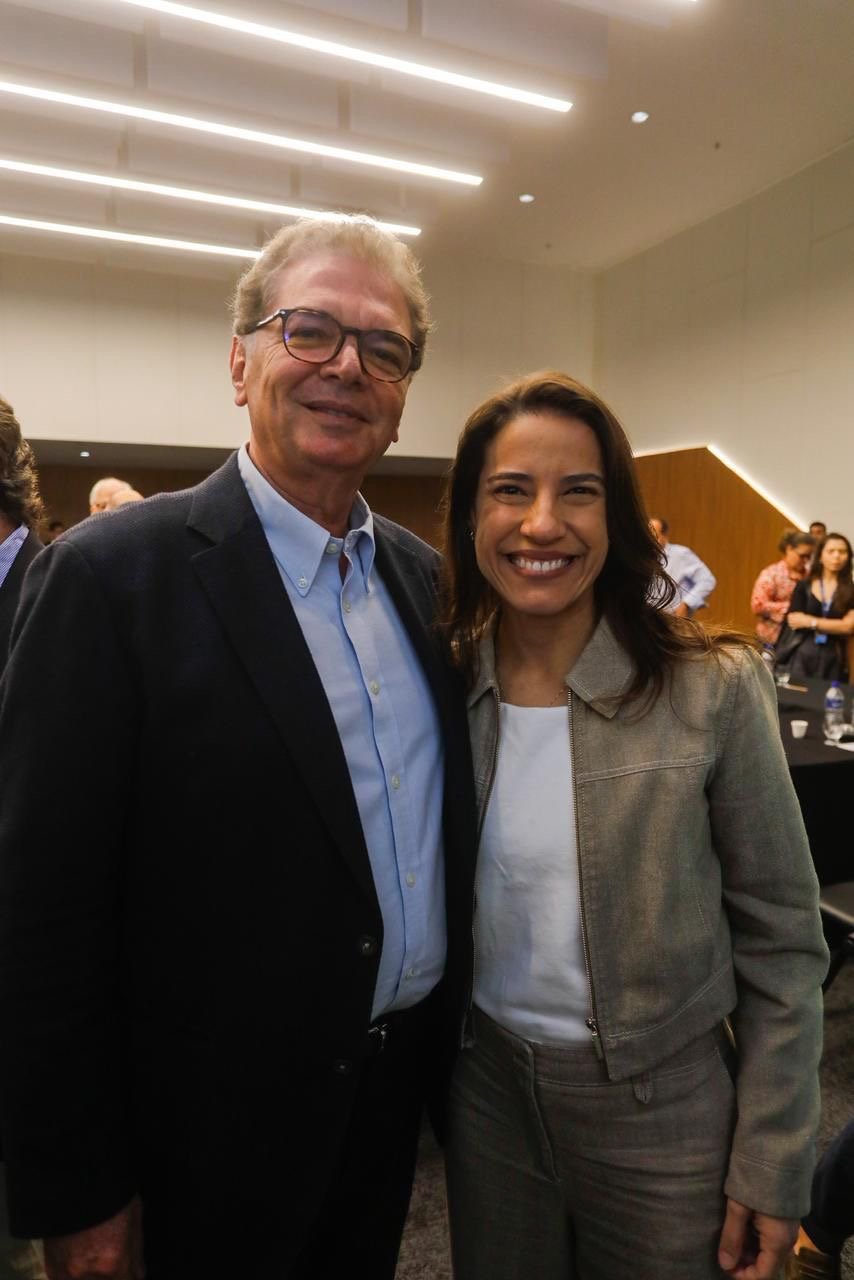 Liderando o diálogo com o setor produtivo, a governadora Raquel Lyra destacou os avanços da gestão durante reunião do Movimento Atitude Pernambuco