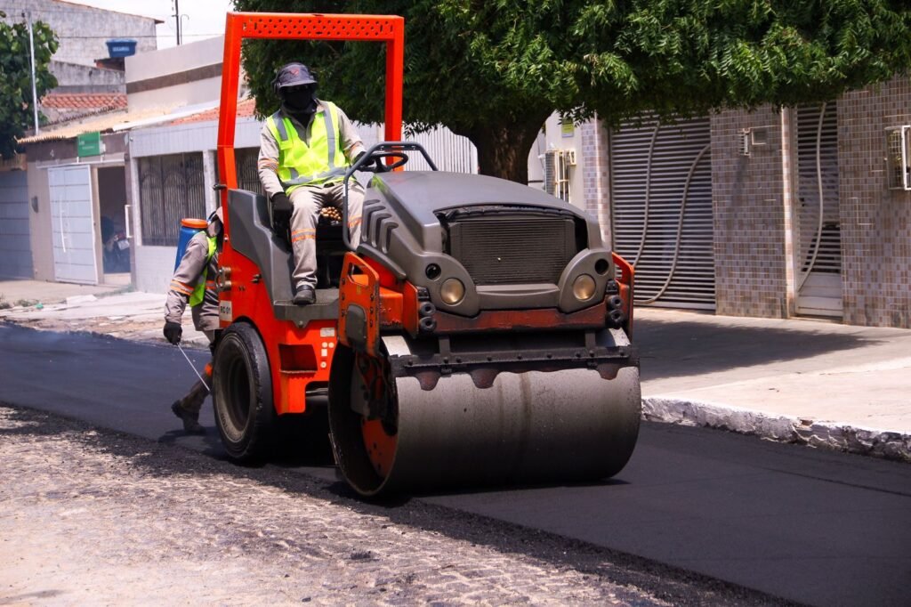 ProJua: Moradores da Rua Mestre Lula comemoram pavimentação e destacam avanço da mobilidade no bairro Alagadiço