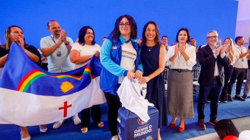 Ganhe o Mundo: Governo de Pernambuco envia 119 estudantes da rede estadual para intercâmbio no Canadá 