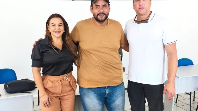 Floresta recebeu a caravana do governo federal para fomentar a agricultura familiar do município