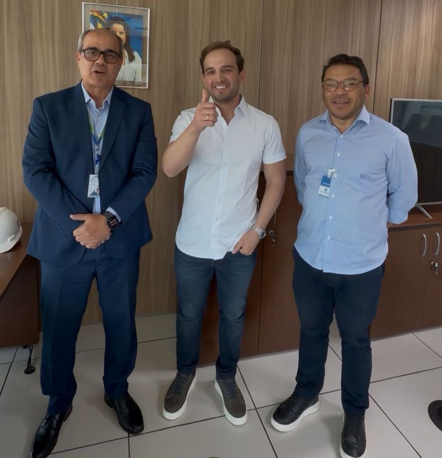 Victor Coelho trata em Recife da regularização de débito com a Compesa deixado pela gestão anterior
