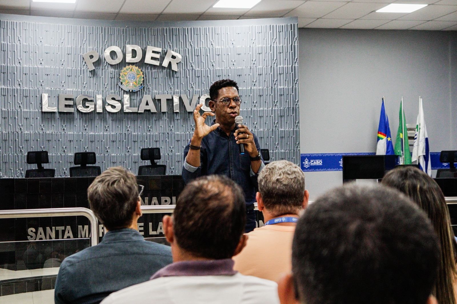 Novembro Azul: Câmara do Cabo promove ação de conscientização sobre a saúde do homem