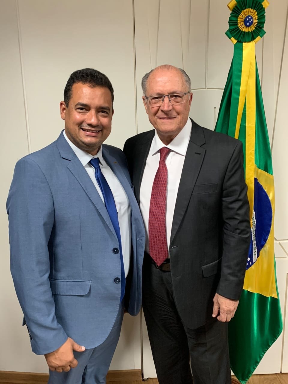 Prefeito Andrei comemora retirada de tarifa americana de 40% sobre produtos do Vale do São Francisco e elogia diálogo entre Lula e Trump