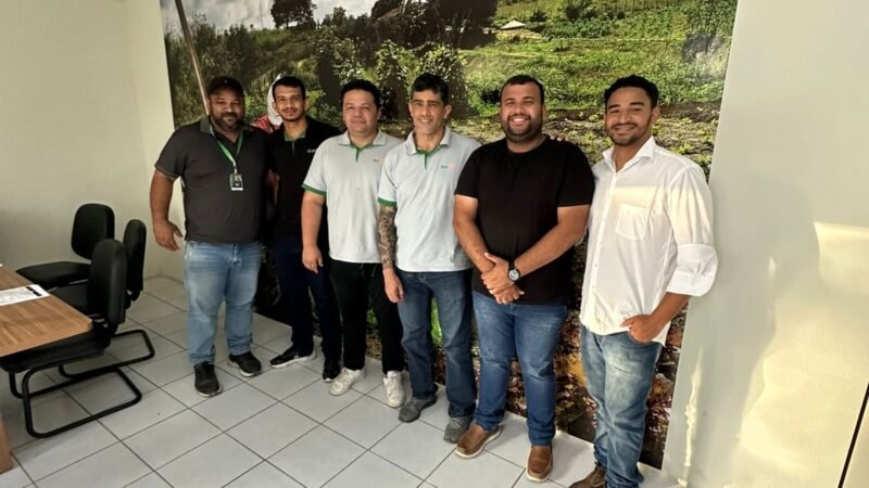 Prefeitura de Caruaru recebe comitiva da Embrapa e do IF Sertão-PE para ampliar ações de combate à fome oculta