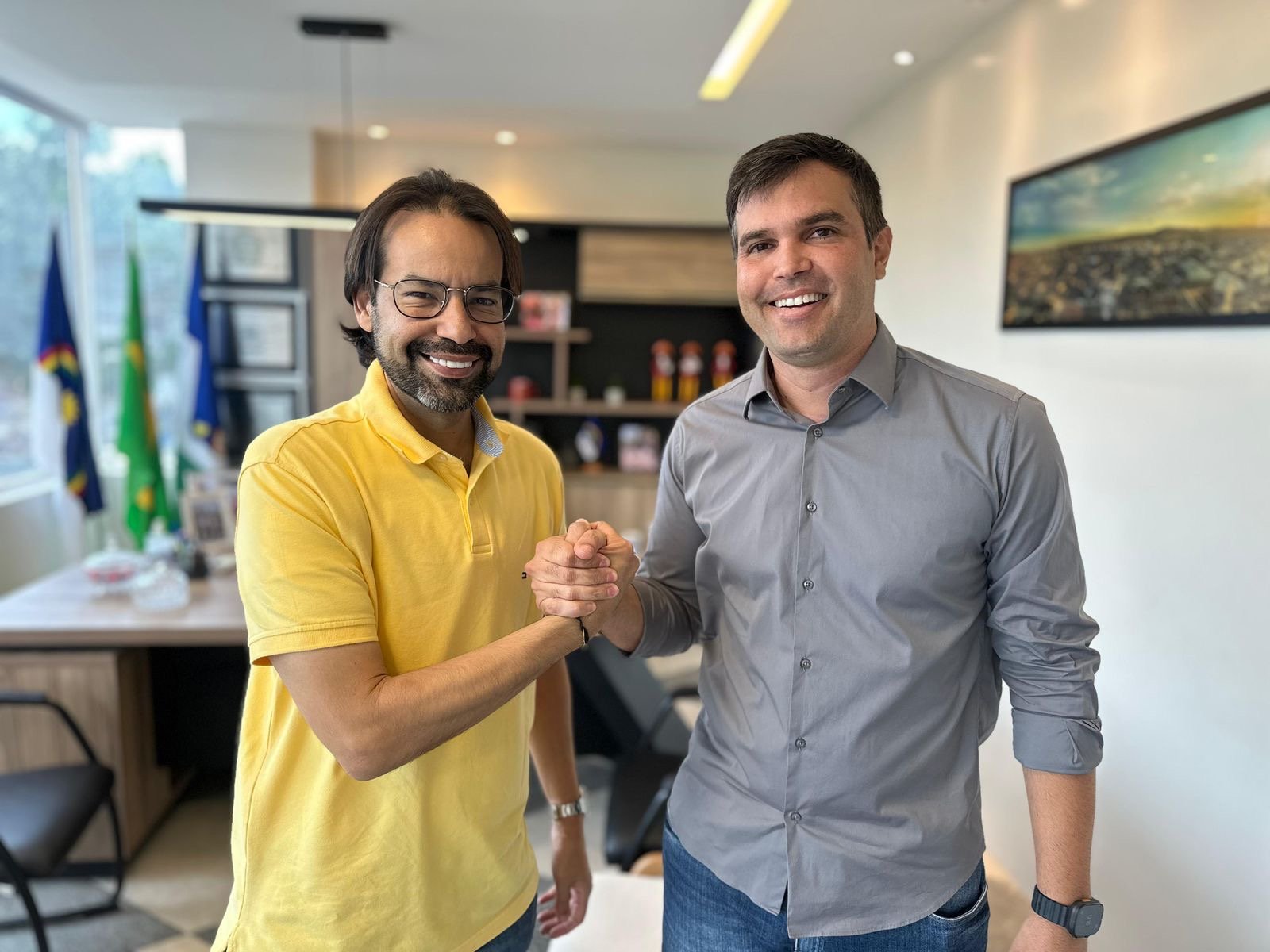 Diogo Moraes e Helinho Aragão se reúnem para alinhar prioridades para Santa Cruz do Capibaribe em 2026