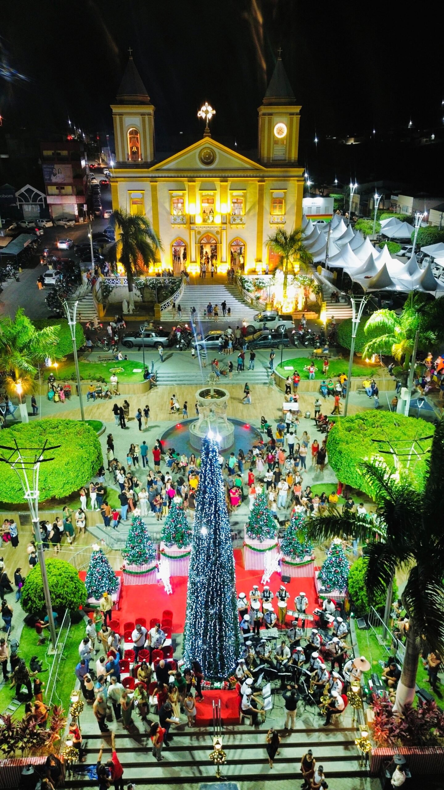 Prefeitura de Bom Conselho realiza abertura do Natal das 3 Igrejas com fé, cultura e emoção