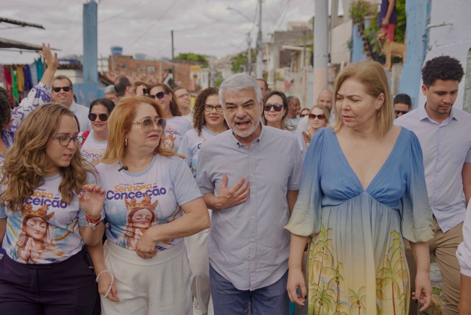 Petistas sobem o morro em ato de fé e união para 2026