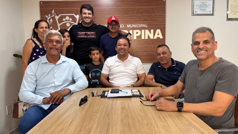 Prefeito Evilásio Mateus anuncia Raniere e Banda e Baby Som como atrações dos festejos de Bom Jardim do Araripe