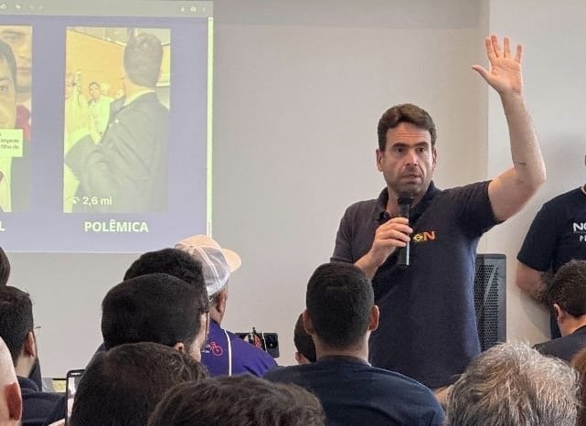 EM ENCONTRO DO NOVO, EDUARDO MOURA DESTACA ESTRATÉGIAS PARA CRESCIMENTO EM REDES SOCIAIS