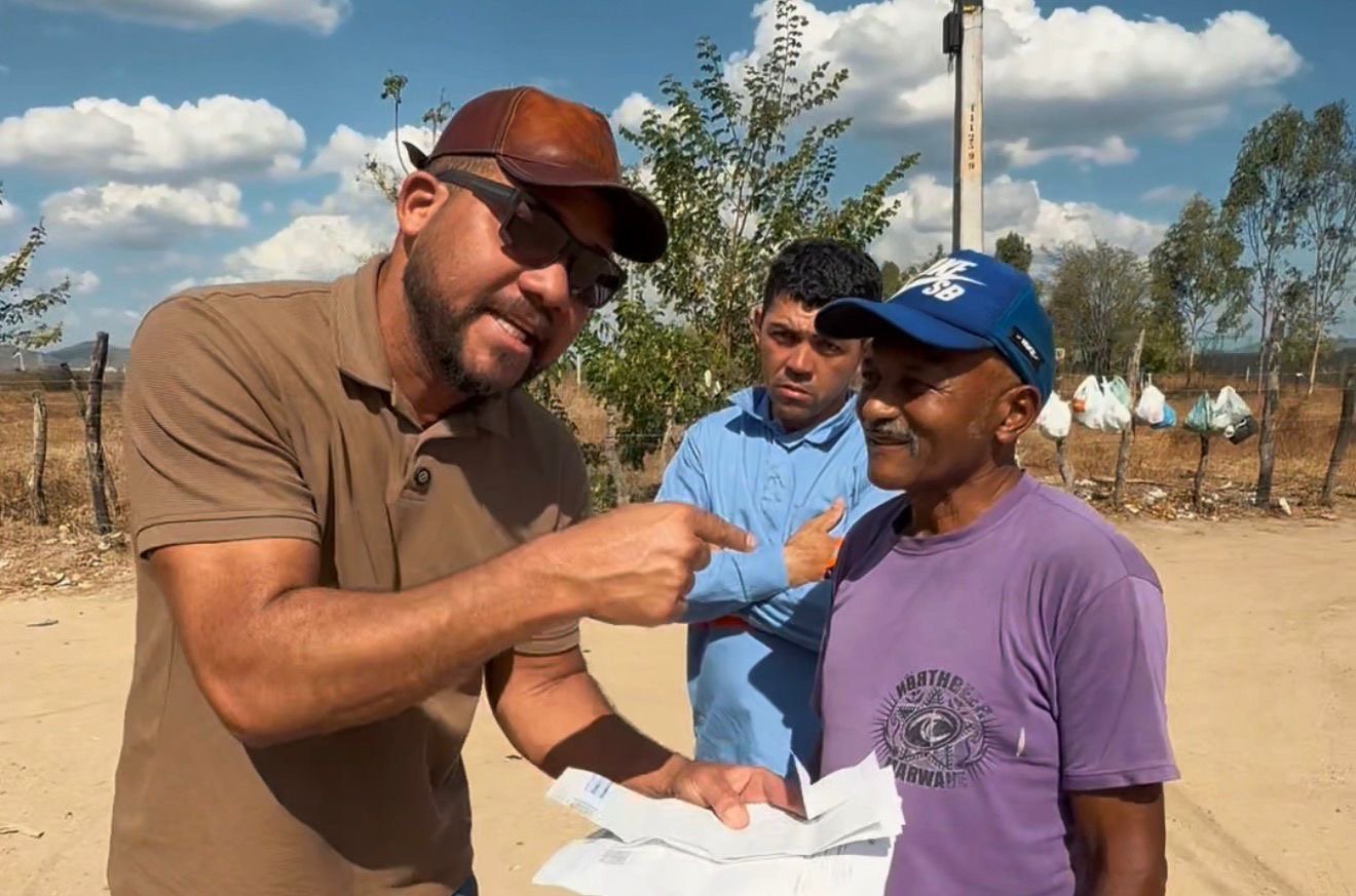 Deputado Abimael Santos denuncia falta de abastecimento de água no Alto do Limpo, em Belo Jardim