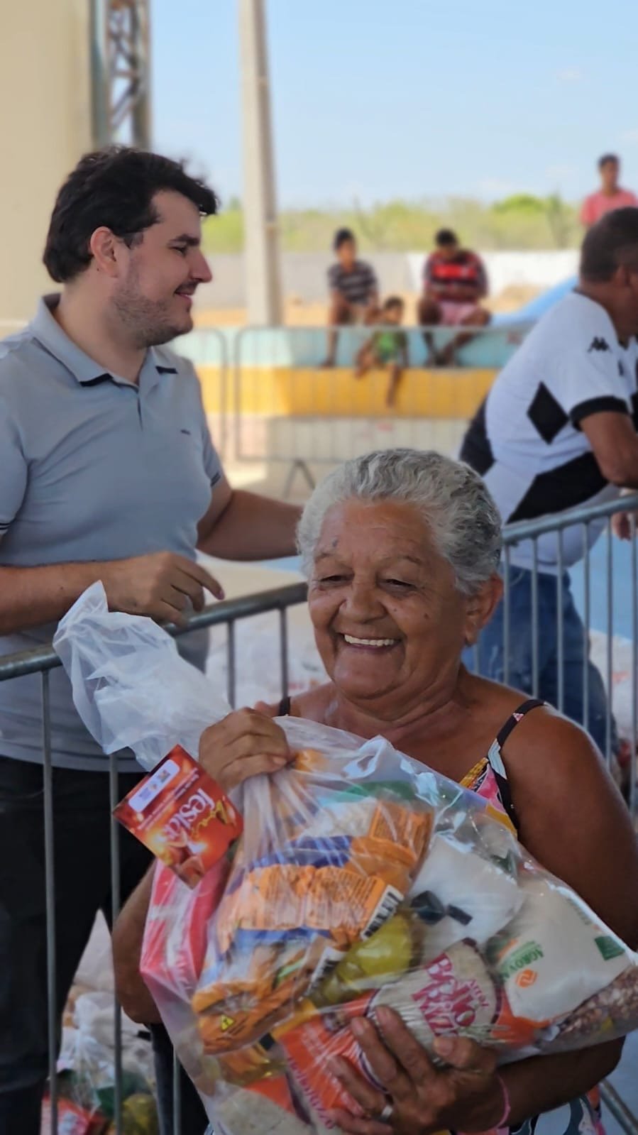 Programa “Orocó Sem Fome” realiza entregas de alimentos em comunidades rurais e ação é comemorada pela população