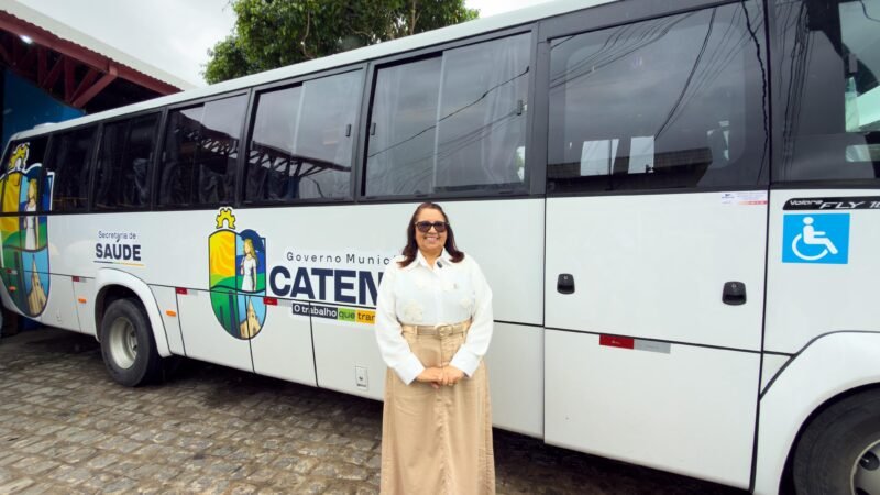 Dona Graça encerra o ano entregando novo ônibus para o TFD adquirido com recursos próprios