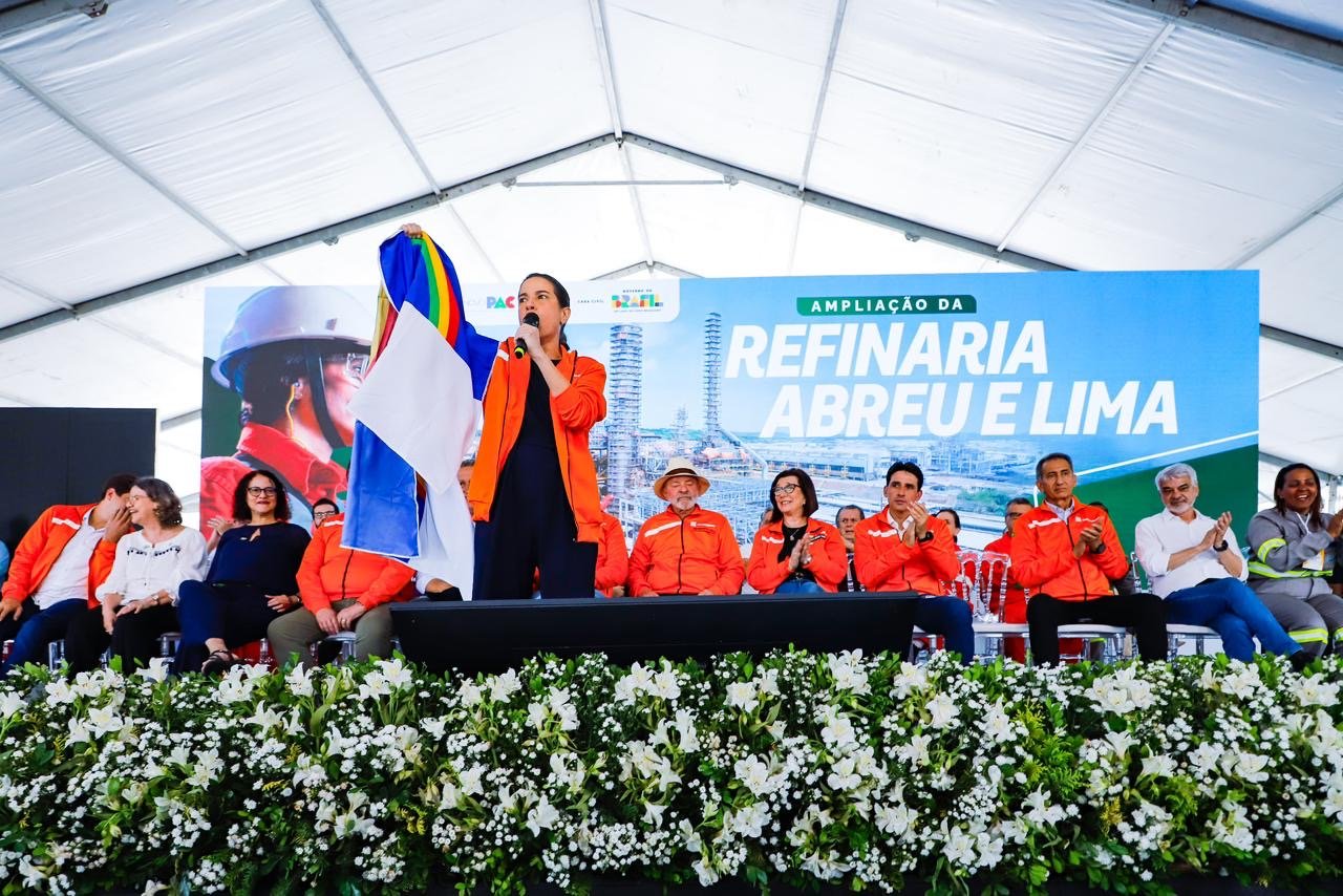 Ampliação da Refinaria Abreu e Lima marca nova fase em Pernambuco: “Somos destino de investimentos e temos um povo trabalhador e qualificado”, celebra governadora Raquel Lyra, ao lado do presidente Lula