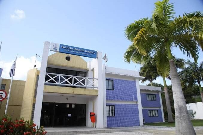 PREFEITURA DO CABO EXECUTA REMOÇÃO DE FERRO VELHO EM PONTE DOS CARVALHOS ANTES DE JULGAMENTO DE RECURSO NA JUSTIÇA E SEM GARANTIR INDENIZAÇÃO