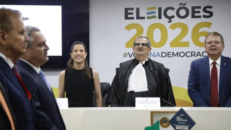 Governadora Raquel Lyra prestigia posse de Fernando Cerqueira na presidência do TRE-PE