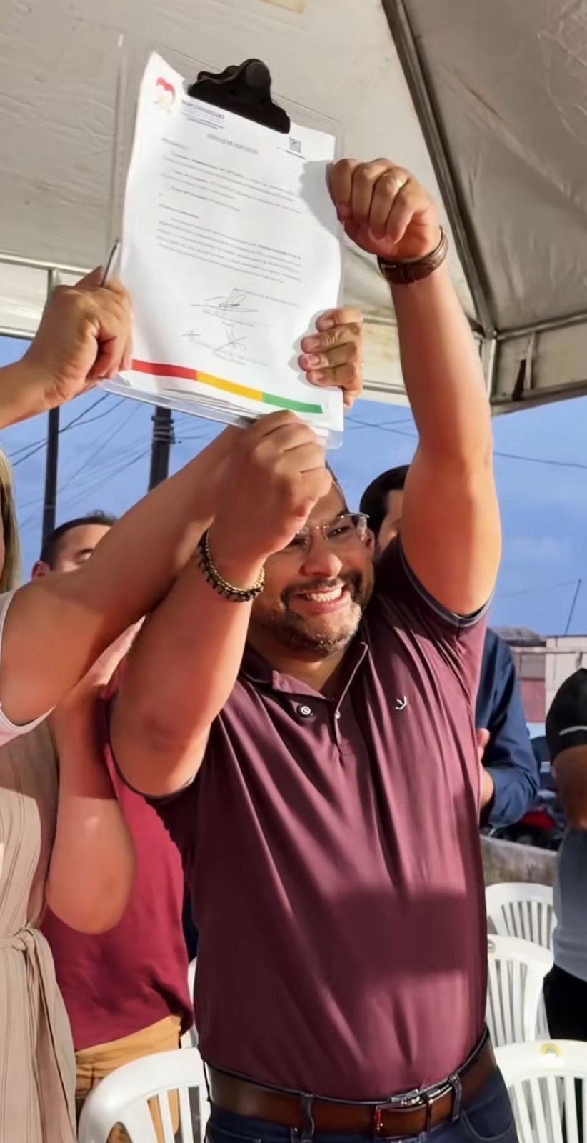 Prefeito de Bom Conselho, Dr Edézio assina ordem de serviço para construção da praça e quadra do Bairro São Rafael