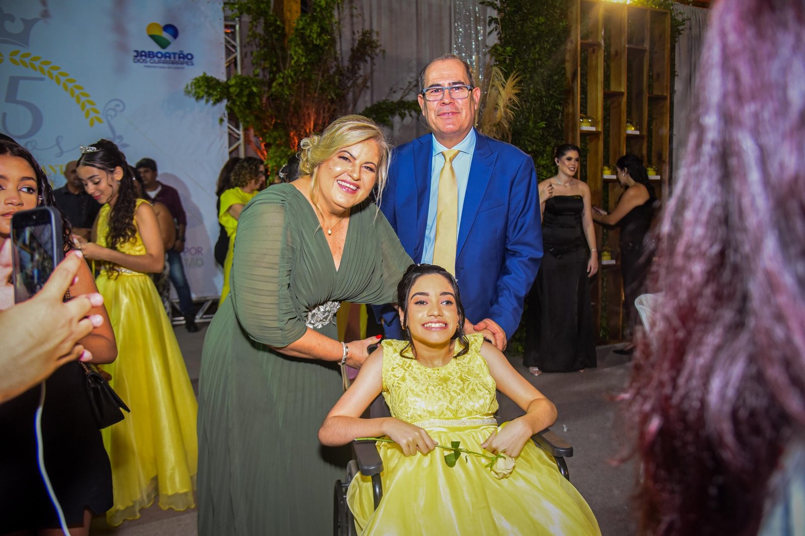 III Baile de Debutantes Solidário do Jaboatão promoveu uma noite dos sonhos para 50 Princesas