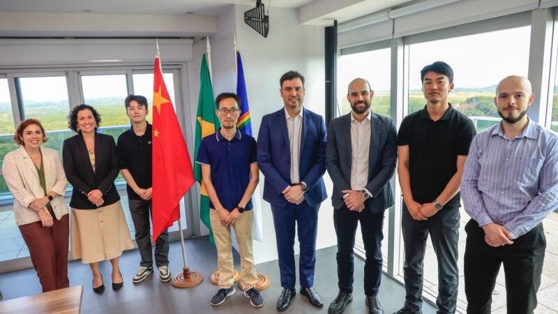 Suape recebe missão da empresa chinesa CATL, maior produtora mundial de baterias para veículos elétricos