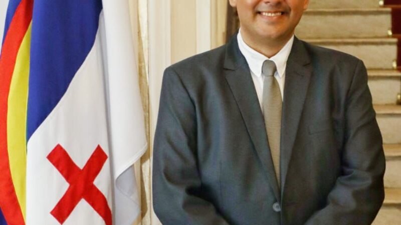 PEDRO MELCHIOR TORNA-SE CIDADÃO HONORÁRIO DE CAPOEIRAS.