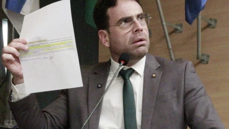 EDUARDO MOURA DENUNCIA COBRANÇA DE 20% SOBRE PRECATÓRIOS DO FUNDEF POR ESCRITÓRIO DE ADVOCACIA CONTRATADO PELO SIMPERE