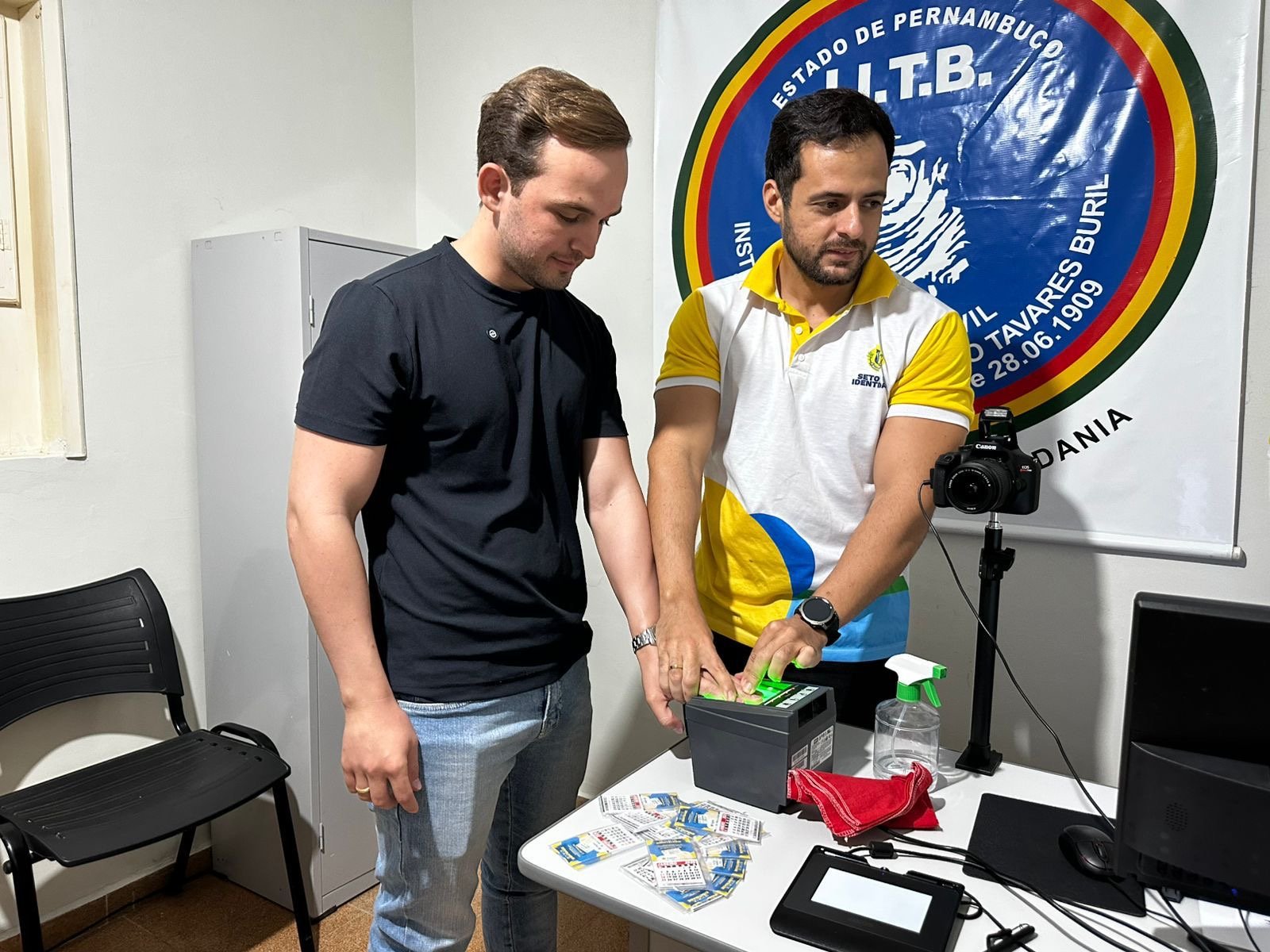 Ouricuri moderniza Setor de Identidade com entrega de kit digital