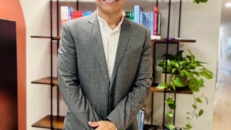 Daniel Cruz é selecionado pela Universidade de Sorbonne, na França, para curso internacional em liderança e gestão