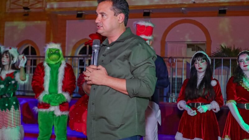 Prefeito de Juazeiro abre oficialmente o Natal da Família Juazeirense com espetáculo infantil e programação que celebra tradição, fé e união