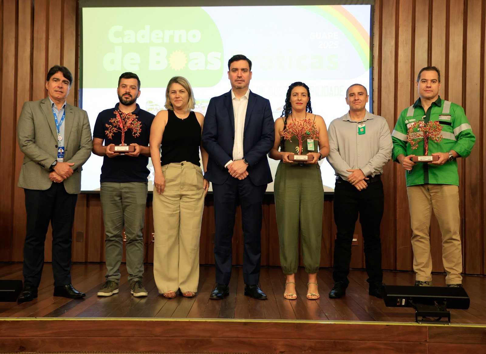 Suape Conecta reúne setor produtivo, lança Caderno de Sustentabilidade e premia empresas por boas práticas ambientais