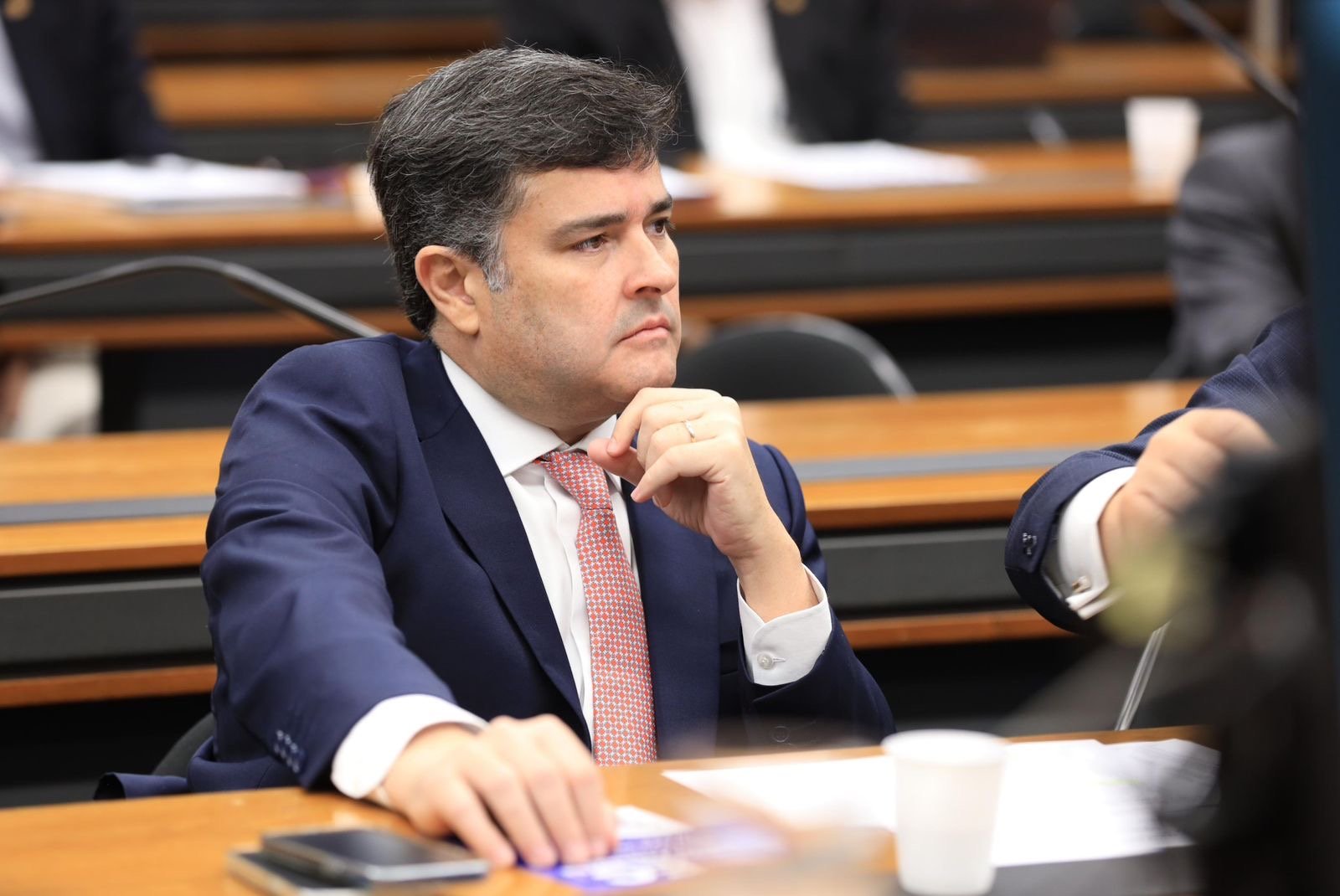 Eduardo da Fonte defende ação conjunta em defesa das mulheres diante dos dados alarmantes de feminicídio em 2025