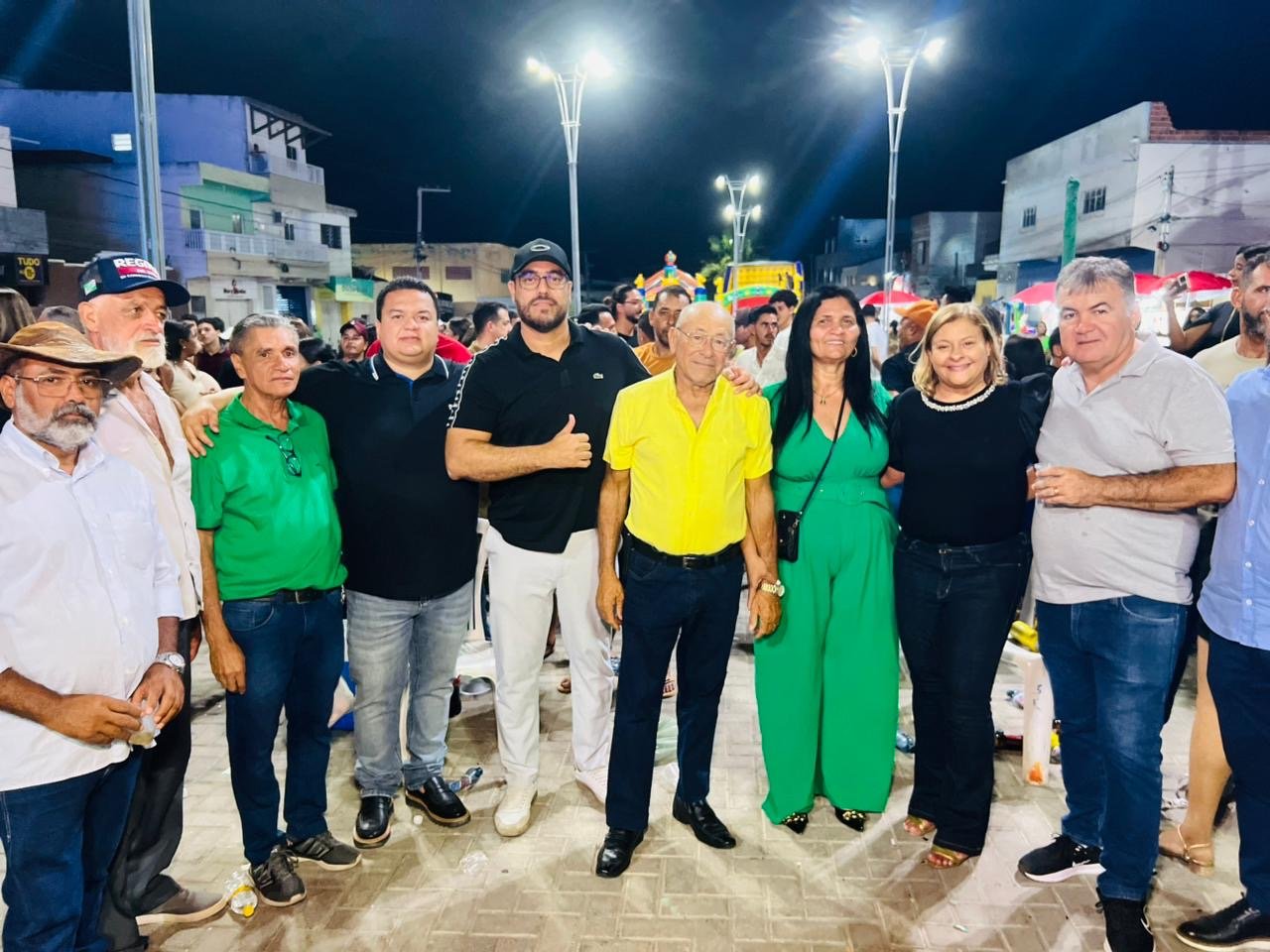 Regina da Saúde comemora os 77 anos de Inajá ao lado de lideranças e amigos