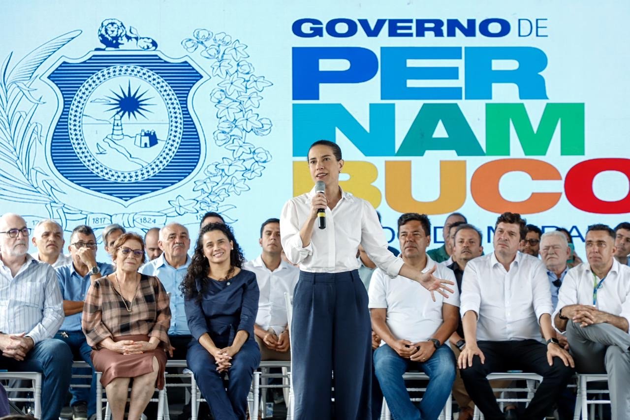 Governadora Raquel Lyra entrega nova etapa da Adutora do Agreste e garante abastecimento diário de água em Bezerros