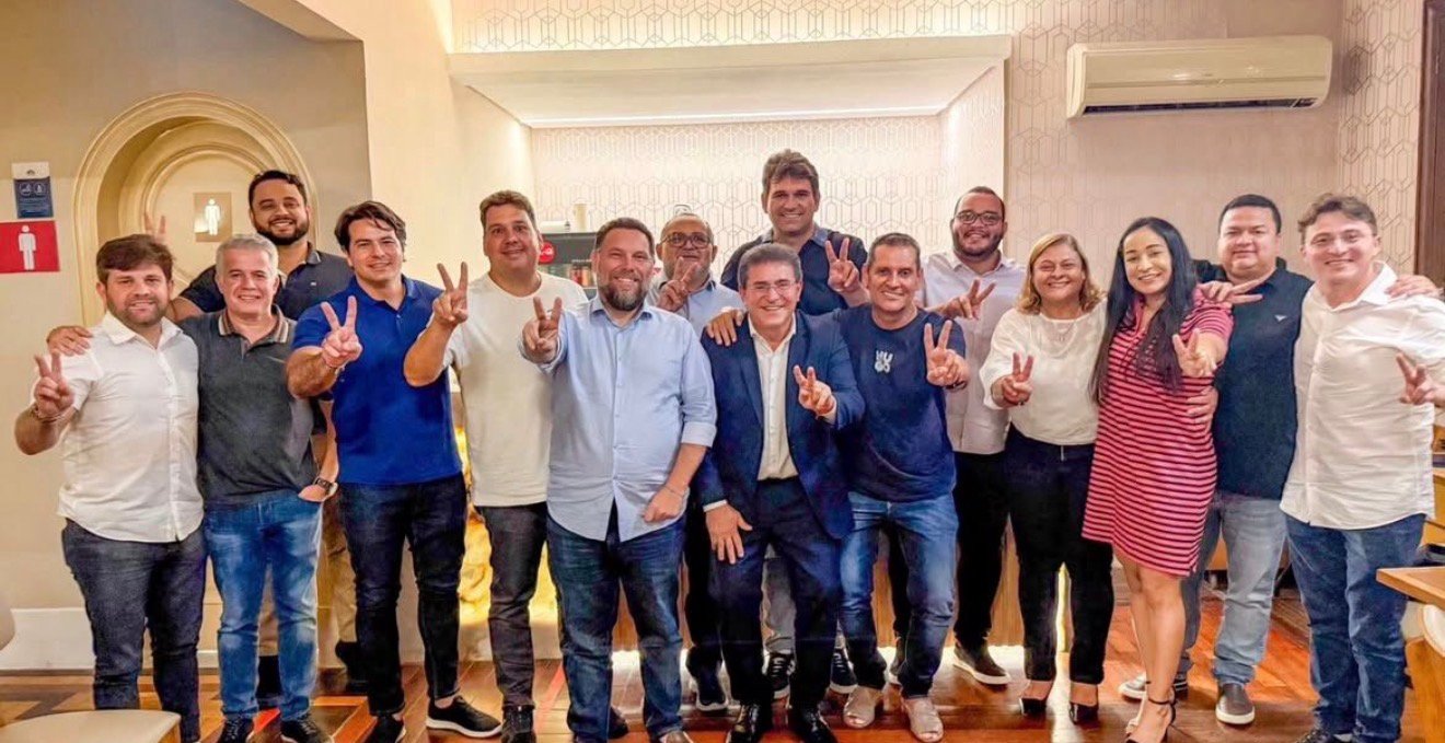 Regina da Saúde participa de reunião de articulação do Podemos em Pernambuco