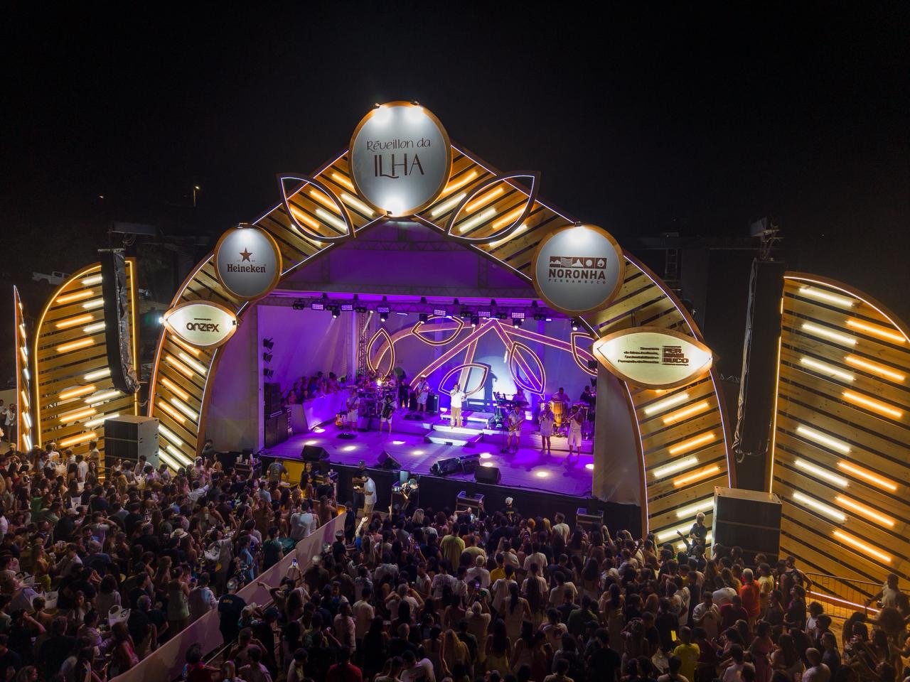 Réveillon da Ilha reuniu moradores e turistas em três dias de celebração em Fernando de Noronha