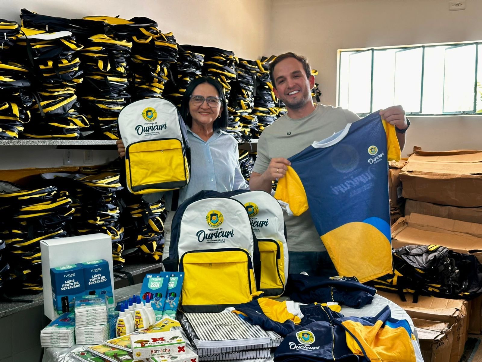 Prefeitura de Ouricuri garante fardamento, mochila, material escolar e início das aulas dentro do tempo certo