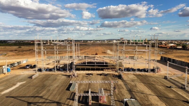 Pátio de Eventos Chico Coelho ganha forma e entra na reta final para receber grandes shows do Festival de Janeiro