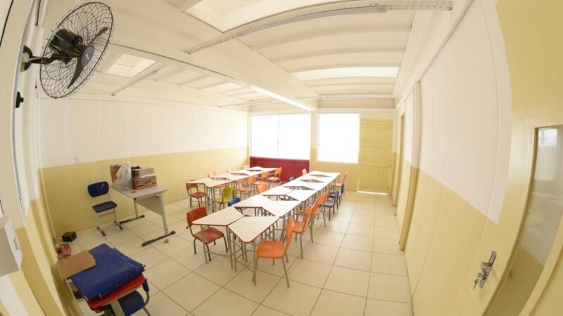 Prefeito Sivaldo Albino faz entrega da requalificação do CMEI Girlane Lira