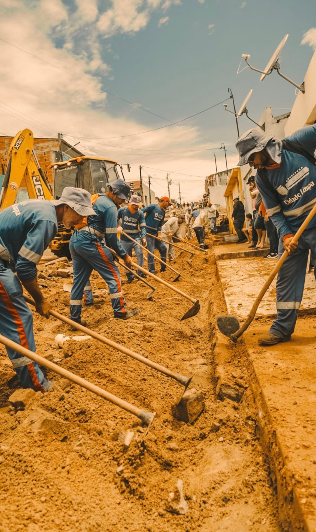 Prefeitura de Araripina intensifica ações para reduzir impactos das chuvas no município