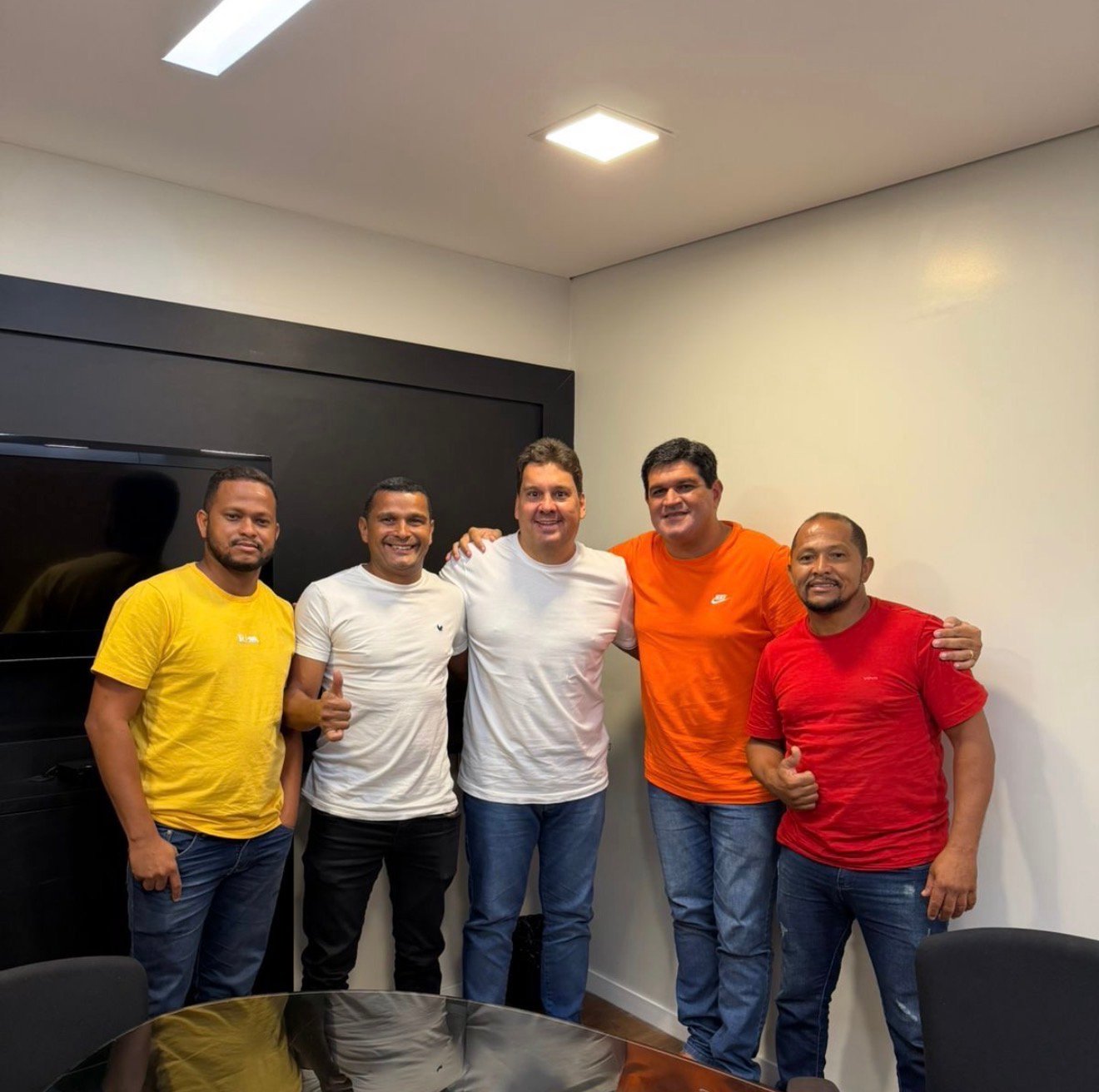 Lideranças políticas em Goiana reforçam apoio a Beto Accioly e Guiga