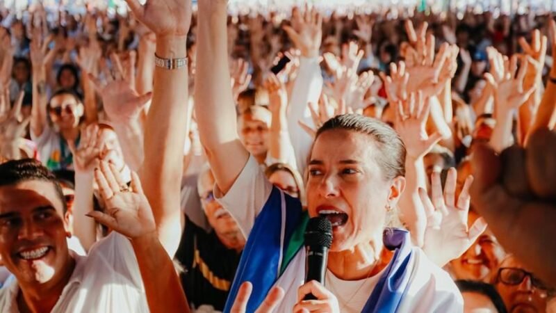 Em Caruaru, governadora Raquel Lyra comanda entrega de mais uma creche construída pelo Estado 