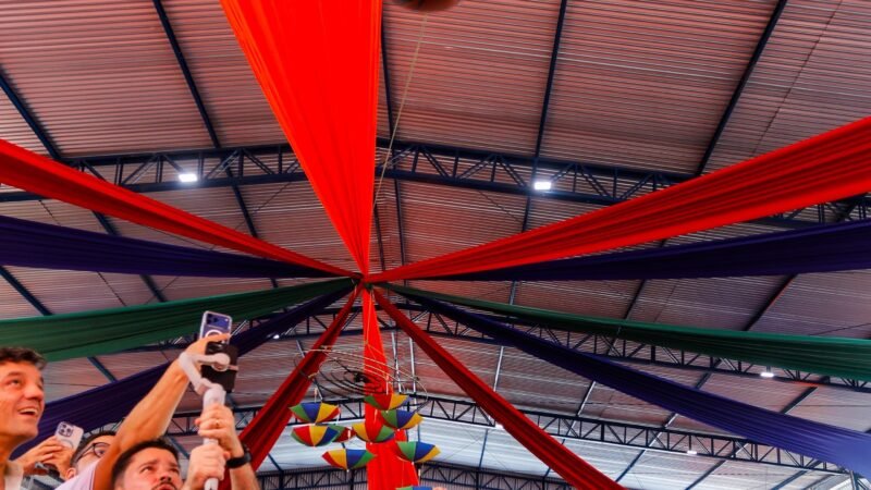 No Recife, governadora Raquel Lyra entrega nova quadra da Escola Rotary Alto do Pascoal e anuncia construção de duas escolas na comunidade 