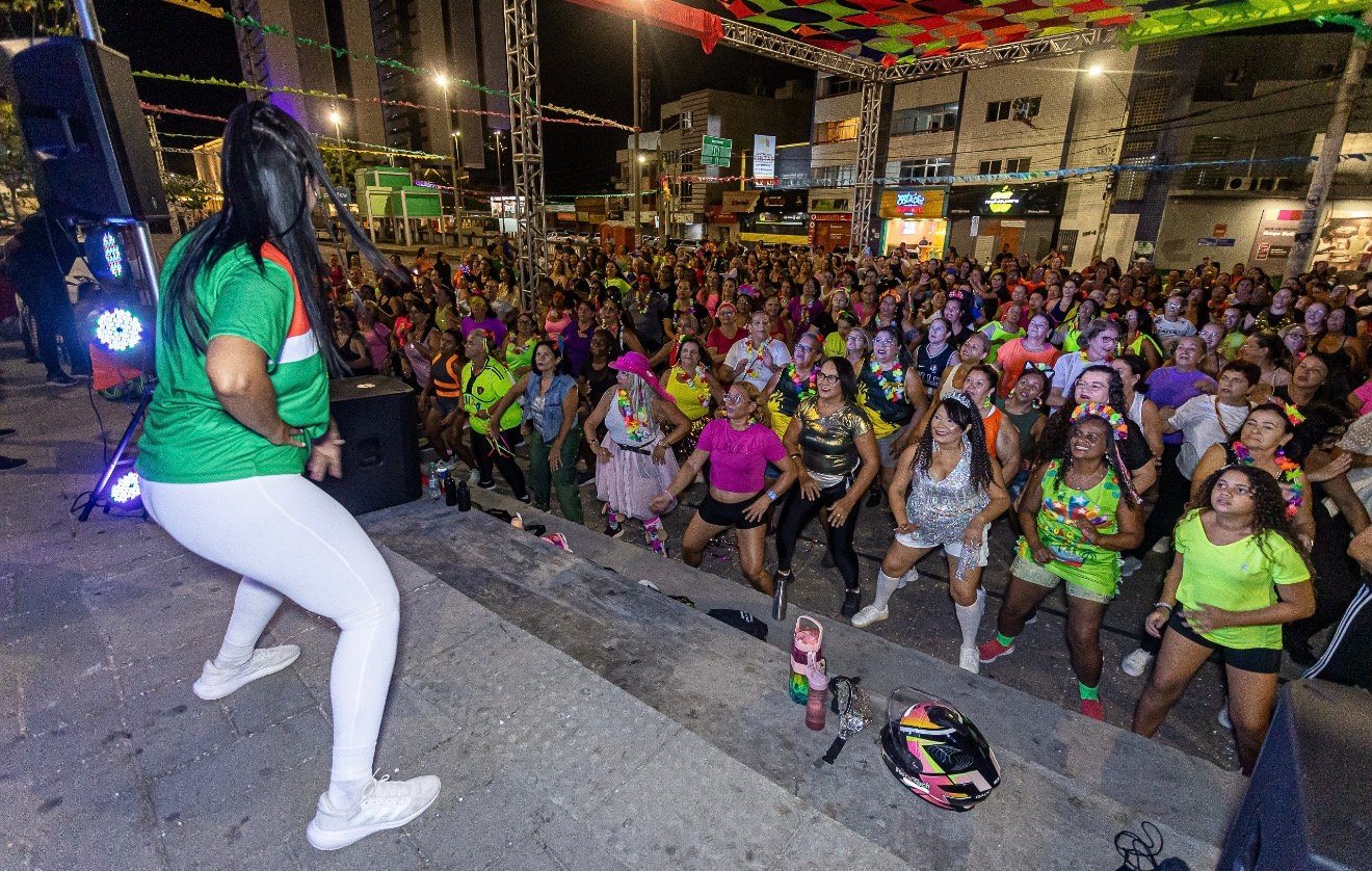 Aulão de Dança Pré-Carnaval transforma a Estação Ferroviária em palco de saúde e alegria em Caruaru